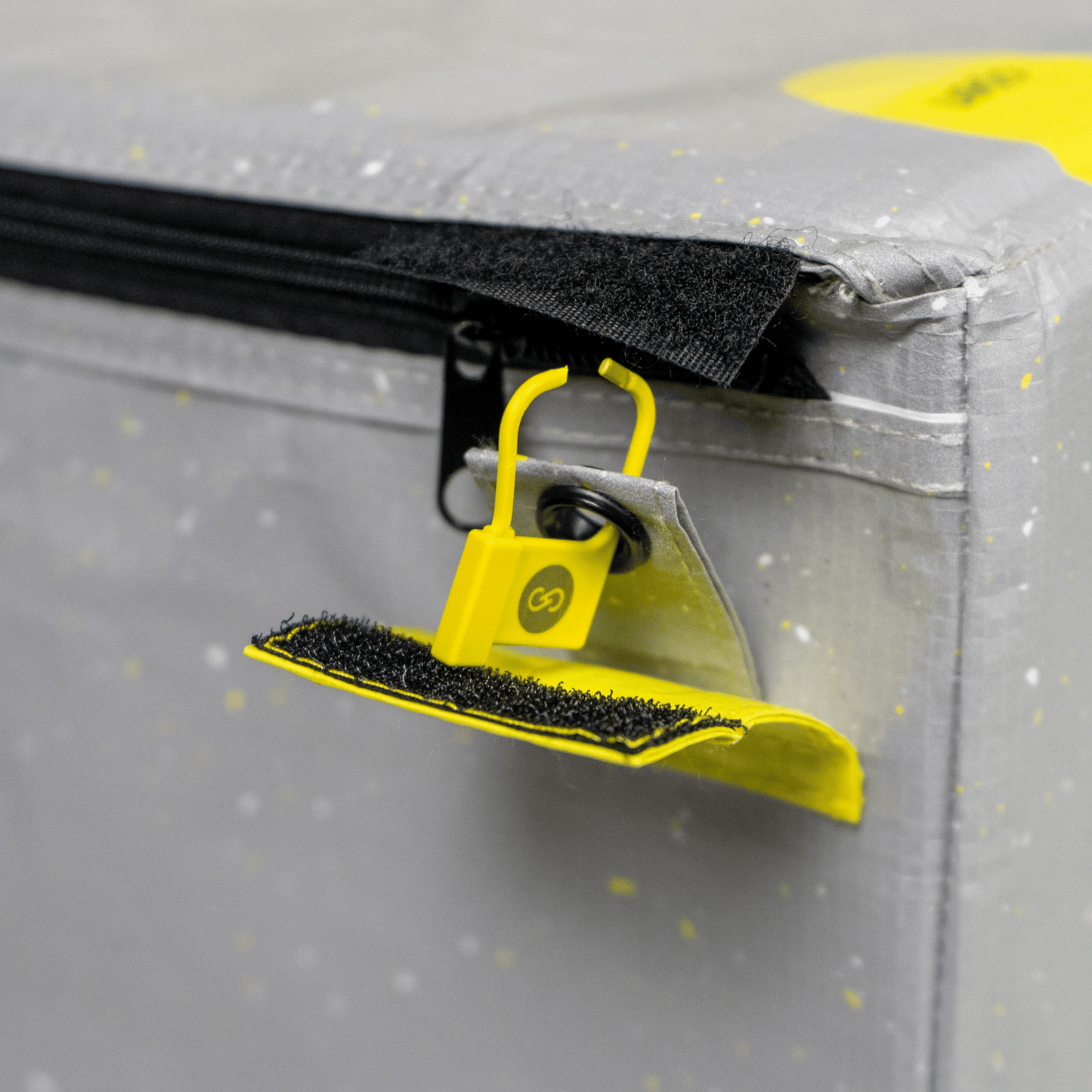 Security Seal for Reusable Boxes and Bags (100 Pieces)